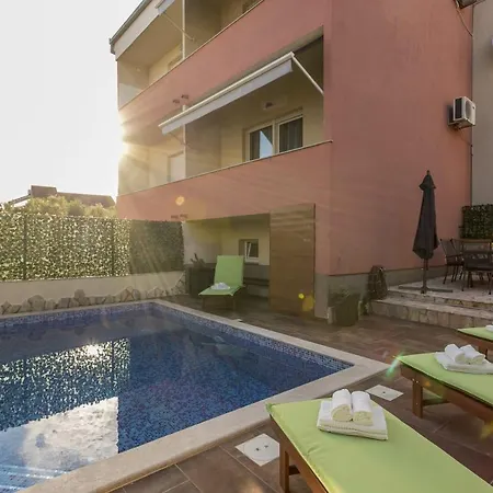 Tango I With Private Heated Pool Villa