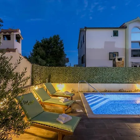 Tango I With Private Heated Pool